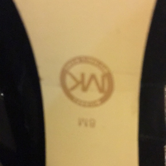 MICHAEL KORS NWT SUEDE CHAIN DETAILED HEEL BOOTIES SIZE 8 - Picture 8 of 9